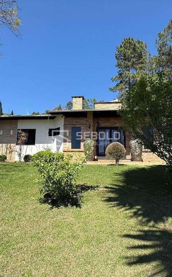 Casa de Ótimo Padrão no Bairro da Gruta - Ituporanga