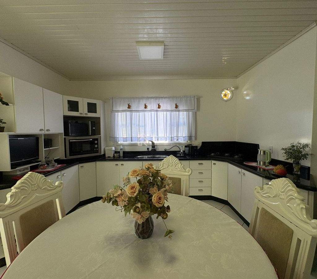 Casa à venda no bairro Santo Antônio – Ituporanga/SC ✨ Conforto, espaço e uma ótima localização para você e sua família! - 8