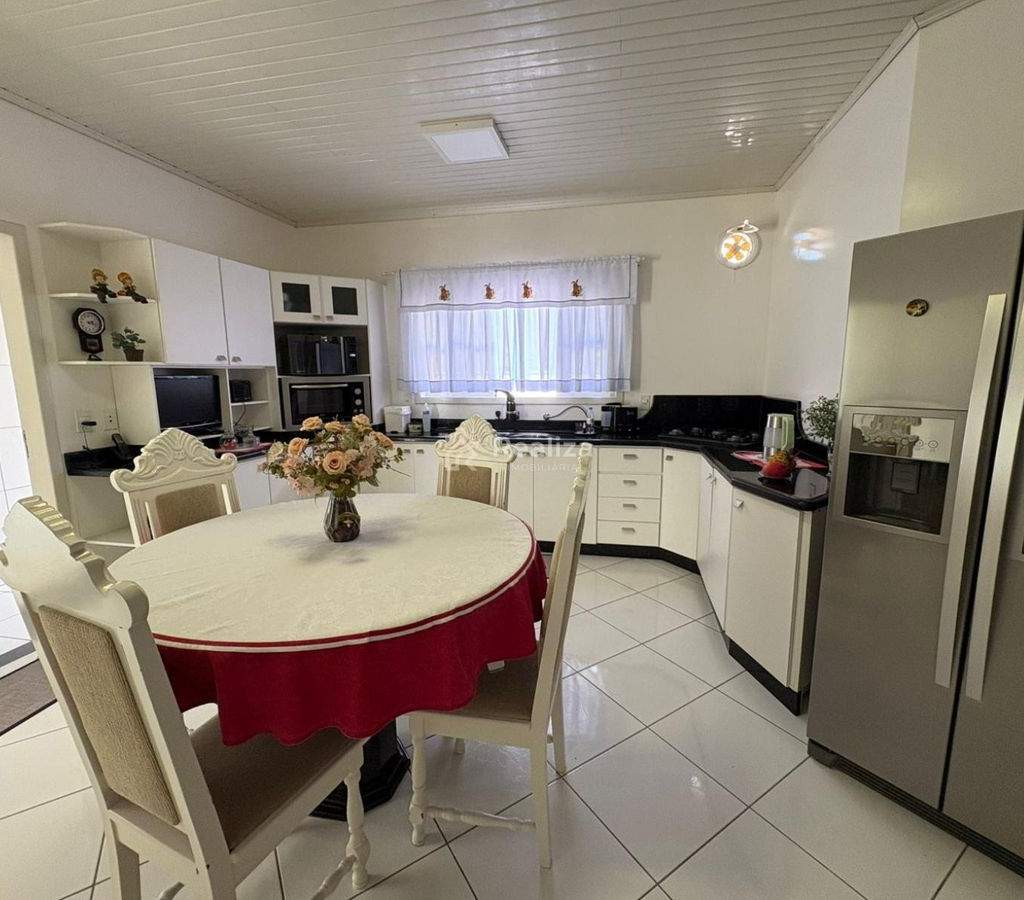 Casa à venda no bairro Santo Antônio – Ituporanga/SC ✨ Conforto, espaço e uma ótima localização para você e sua família! - 9