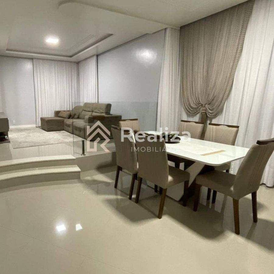 CASA À VENDA NO BAIRRO GABIROBA, ITUPORANGA-SC - 435 m² - 2