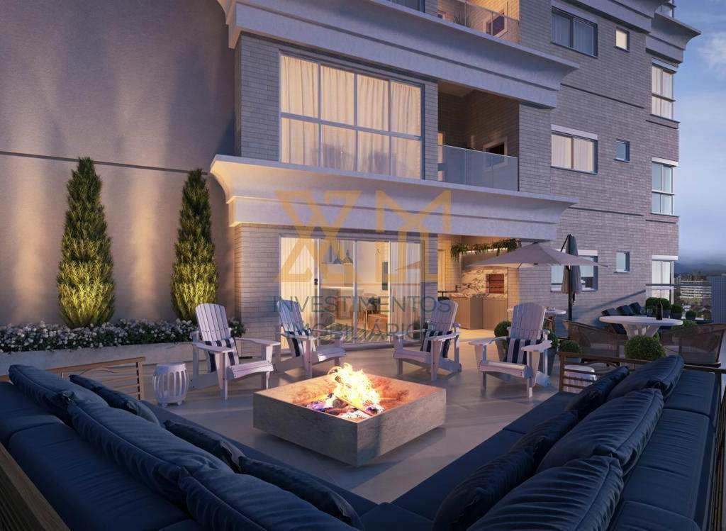 Hamptons Village - Embraed - 17