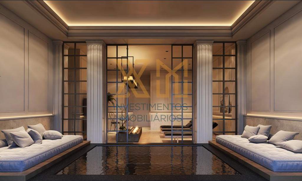 Hamptons Village - Embraed - 18