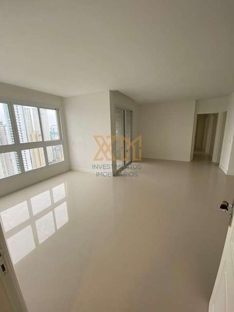 Hamptons Village - Embraed - 3