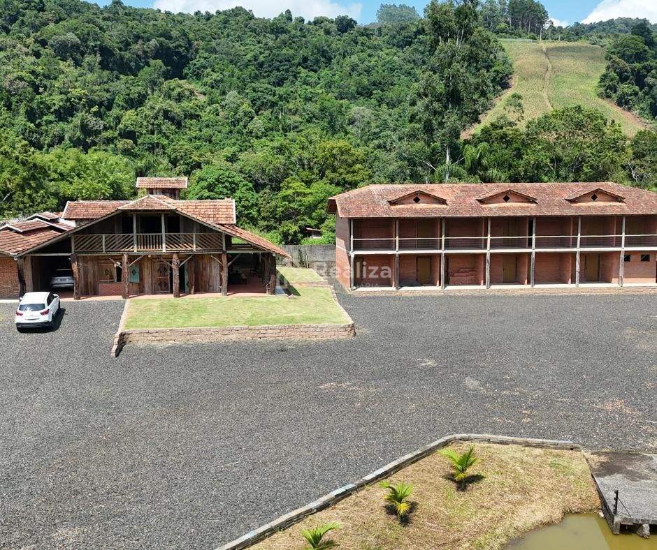Sítio com projeto de pousada à venda - 8