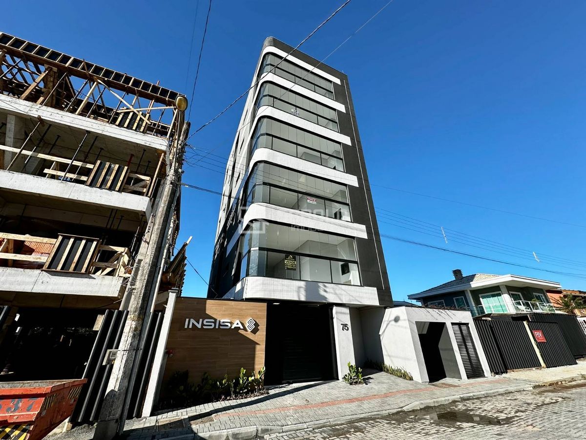 Apartamento à 50 Metros do Mar em Balneário Piçarras