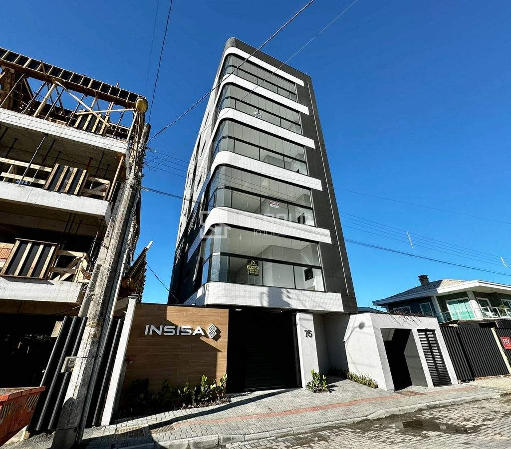 Apartamento à 50 Metros do Mar em Balneário Piçarras - 1