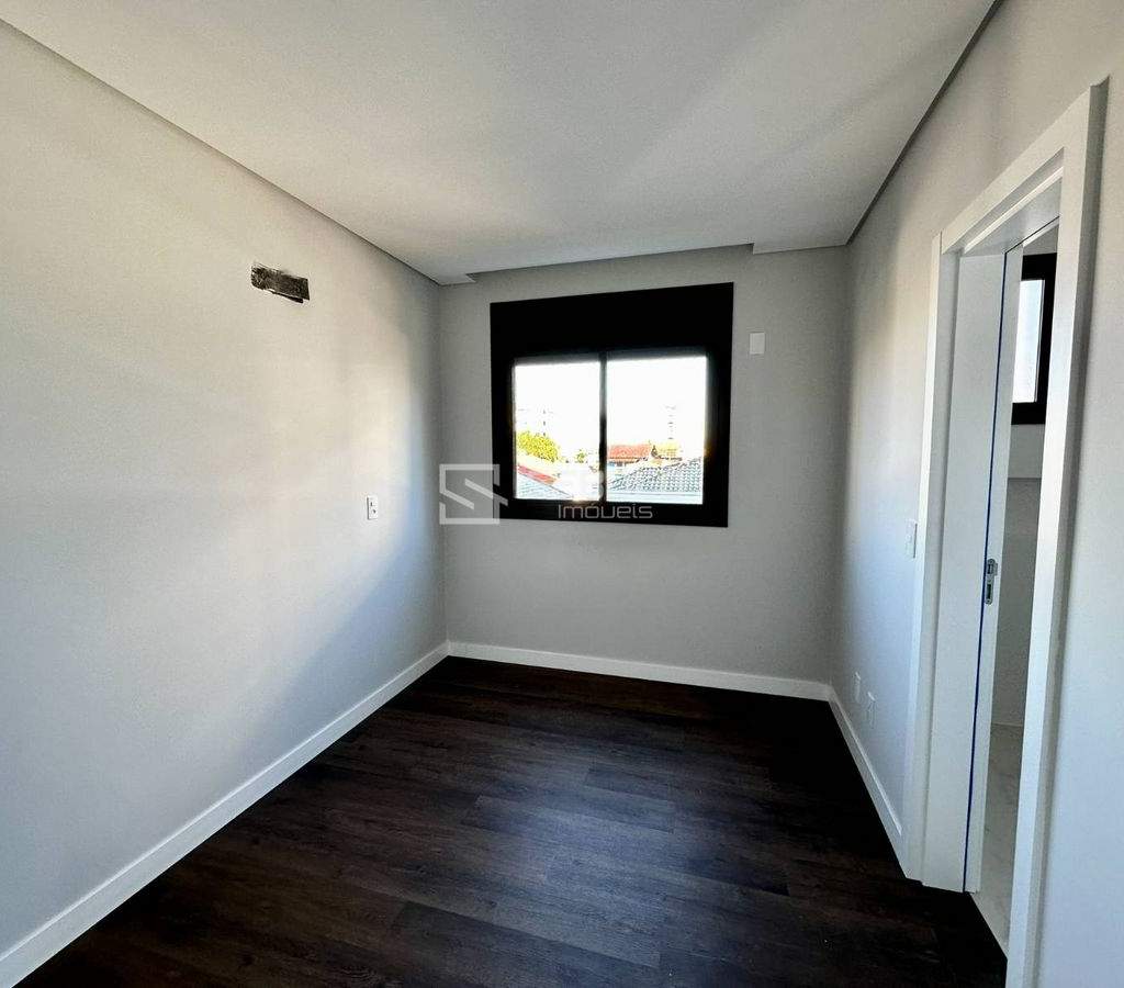 Apartamento à 50 Metros do Mar em Balneário Piçarras - 11