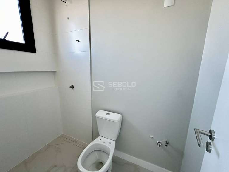 Apartamento à 50 Metros do Mar em Balneário Piçarras - 12