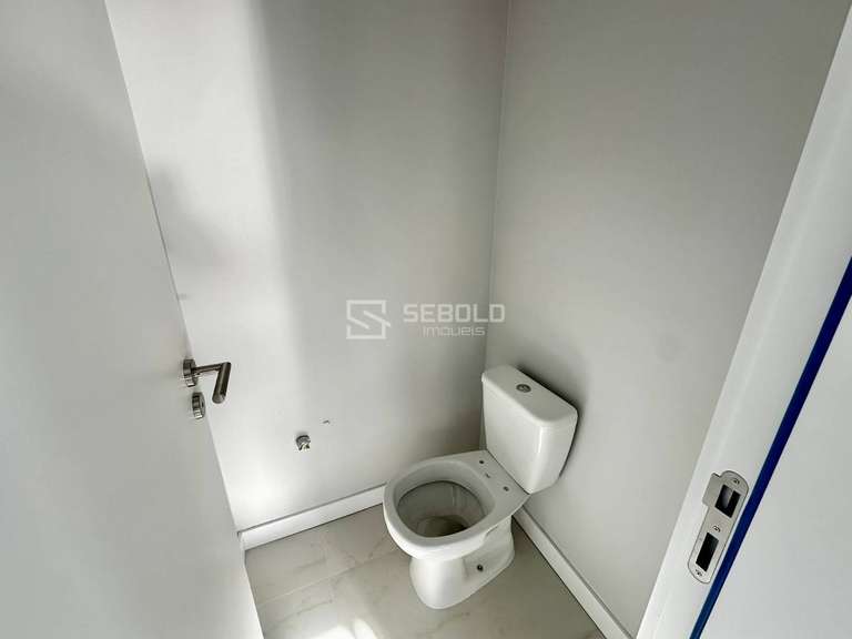Apartamento à 50 Metros do Mar em Balneário Piçarras - 13