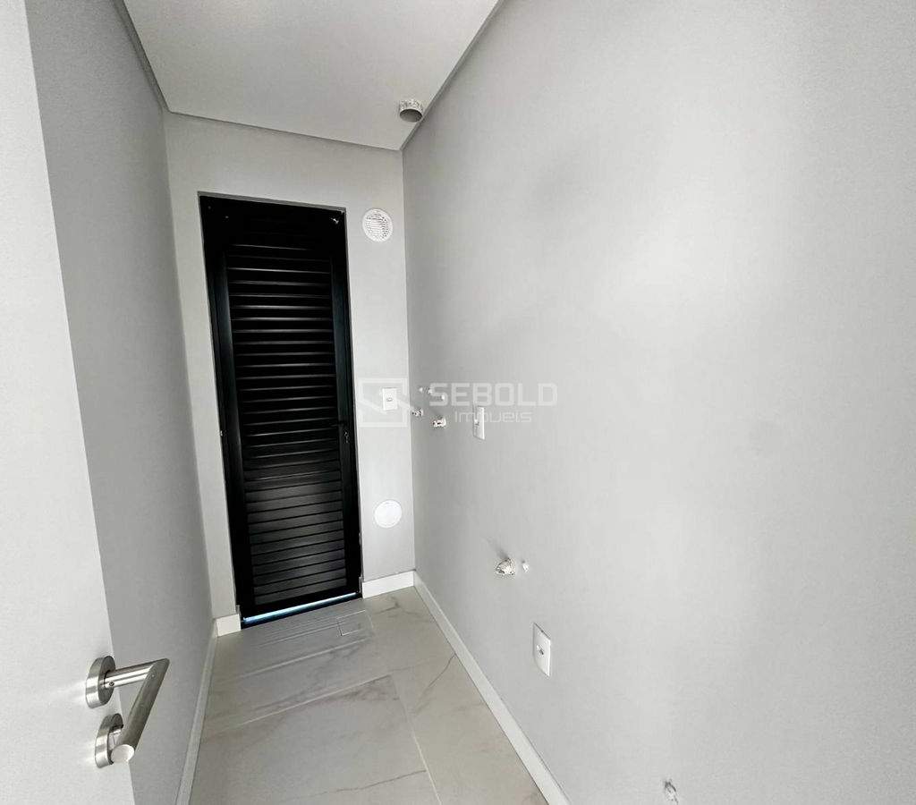 Apartamento à 50 Metros do Mar em Balneário Piçarras - 14