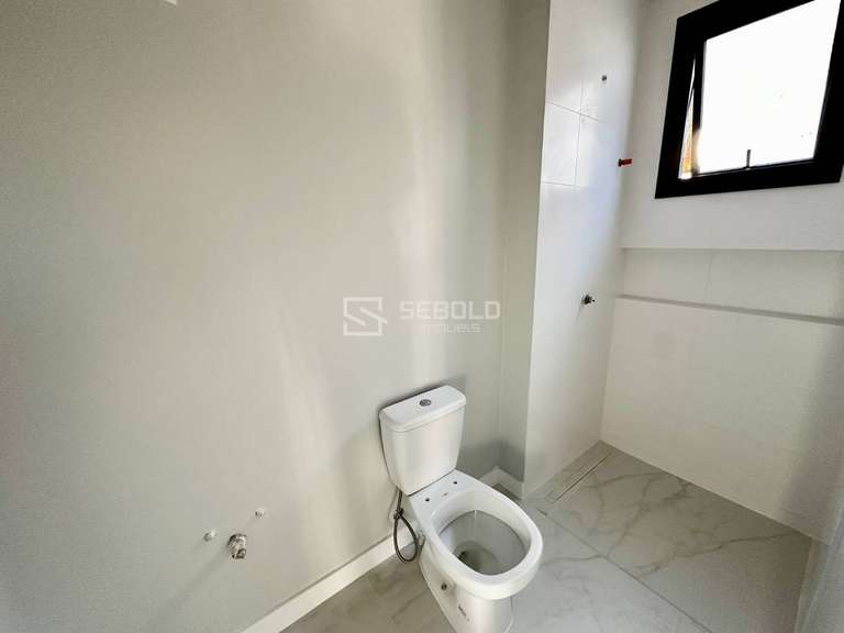 Apartamento à 50 Metros do Mar em Balneário Piçarras - 8