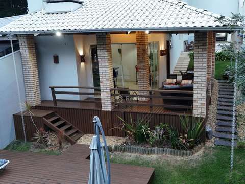 Casa à venda no coração de Ituporanga! 📍 Localização privilegiada: Rua Balduino Sens – Centro - 2