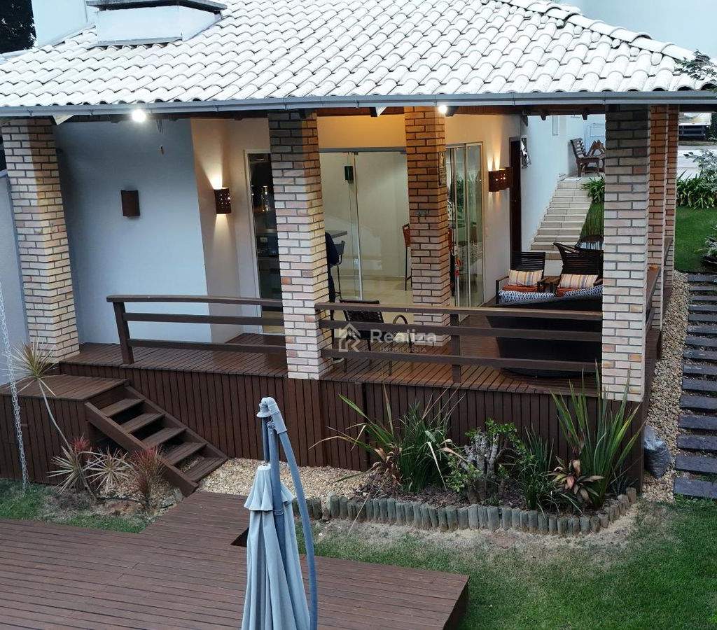 Casa à venda no coração de Ituporanga! 📍 Localização privilegiada: Rua Balduino Sens – Centro - 2