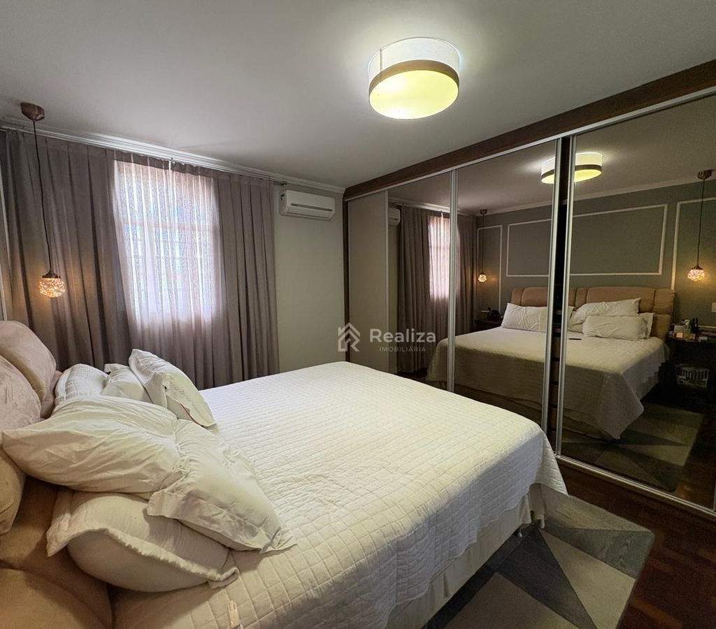 Casa à venda no coração de Ituporanga! 📍 Localização privilegiada: Rua Balduino Sens – Centro - 8