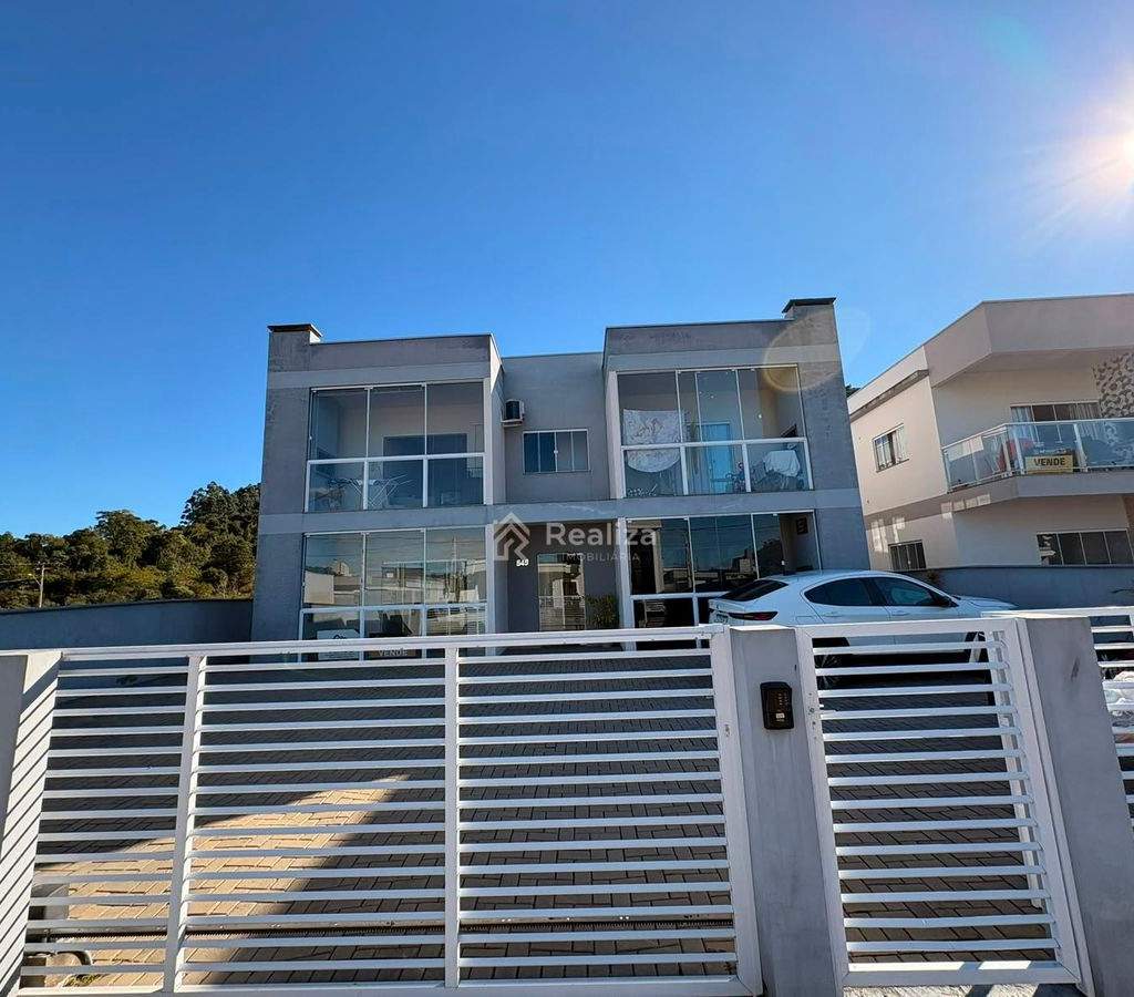 Seu novo lar espera por você no coração de Ituporanga! Apartamento térreo à venda, localizado no Loteamento Cidade Verde - 1