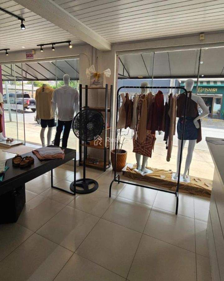 OPORTUNIDADE IMPERDÍVEL 🚨 Loja à venda no centro de Imbuia! - 5