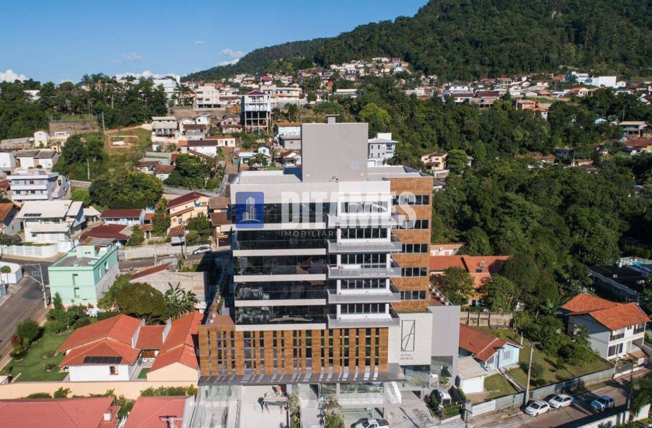 Sala comercial à venda no bairro Eugênio Schneider em Rio do Sul/SC