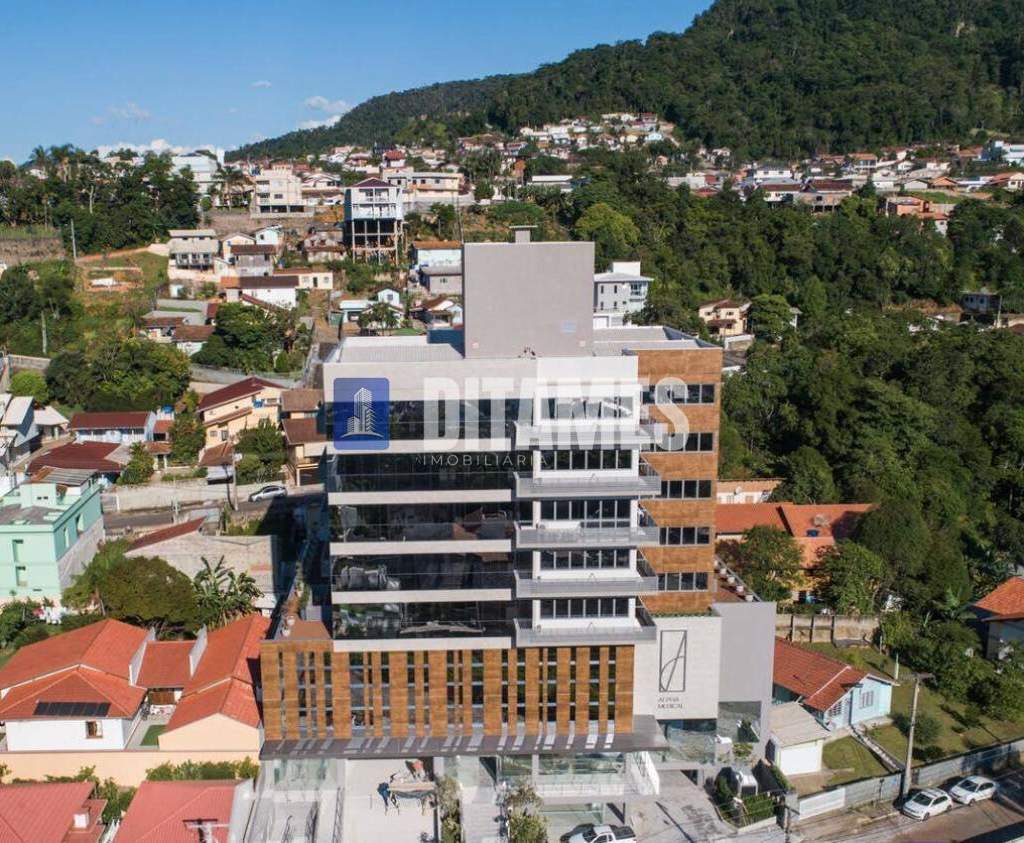 Sala comercial à venda no bairro Eugênio Schneider em Rio do Sul/SC - 1