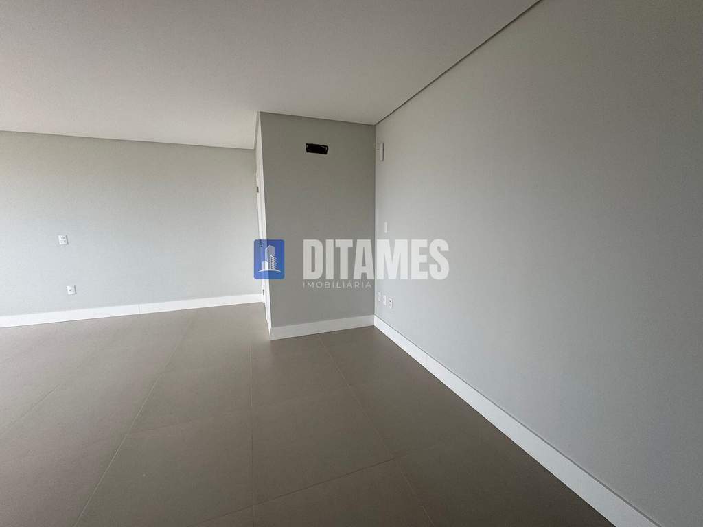 Sala comercial à venda no bairro Eugênio Schneider em Rio do Sul/SC - 4
