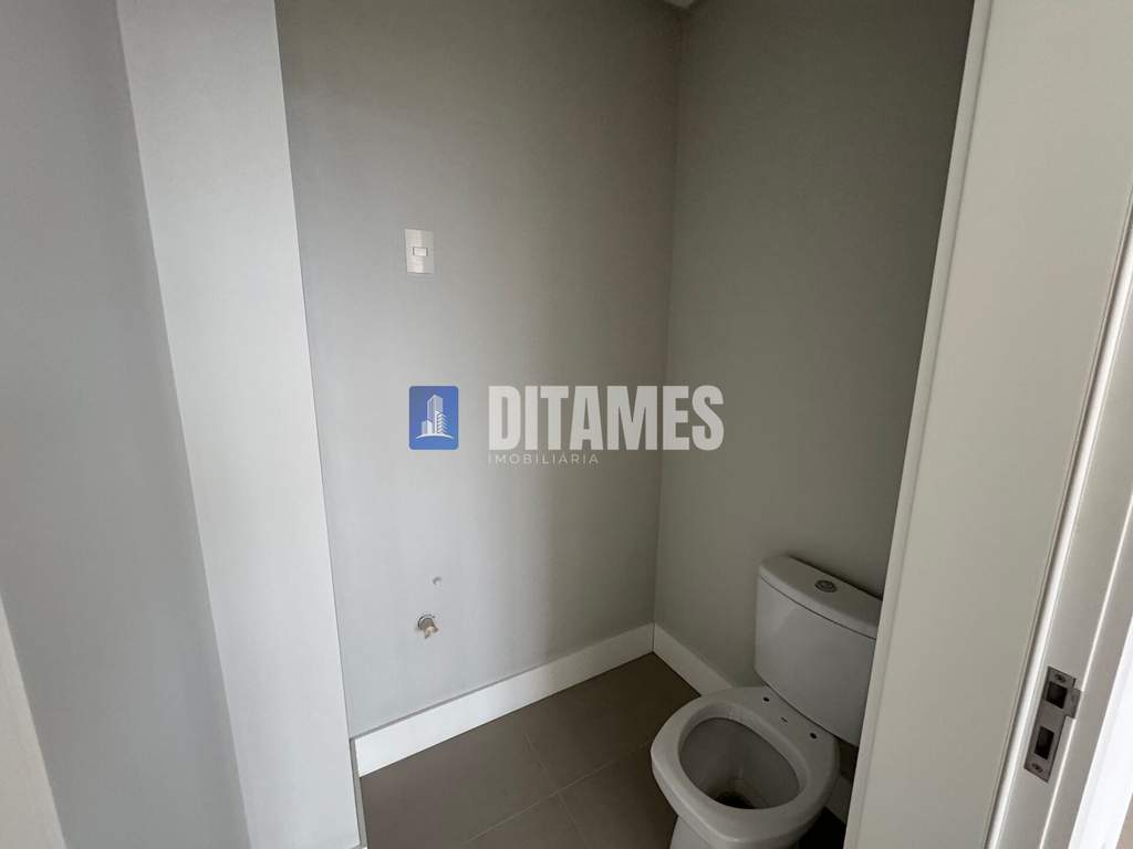 Sala comercial à venda no bairro Eugênio Schneider em Rio do Sul/SC - 11