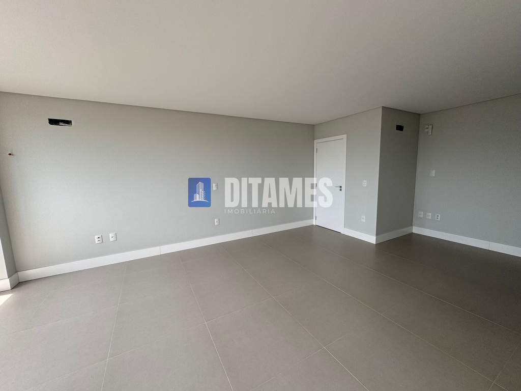 Sala comercial à venda no bairro Eugênio Schneider em Rio do Sul/SC - 12