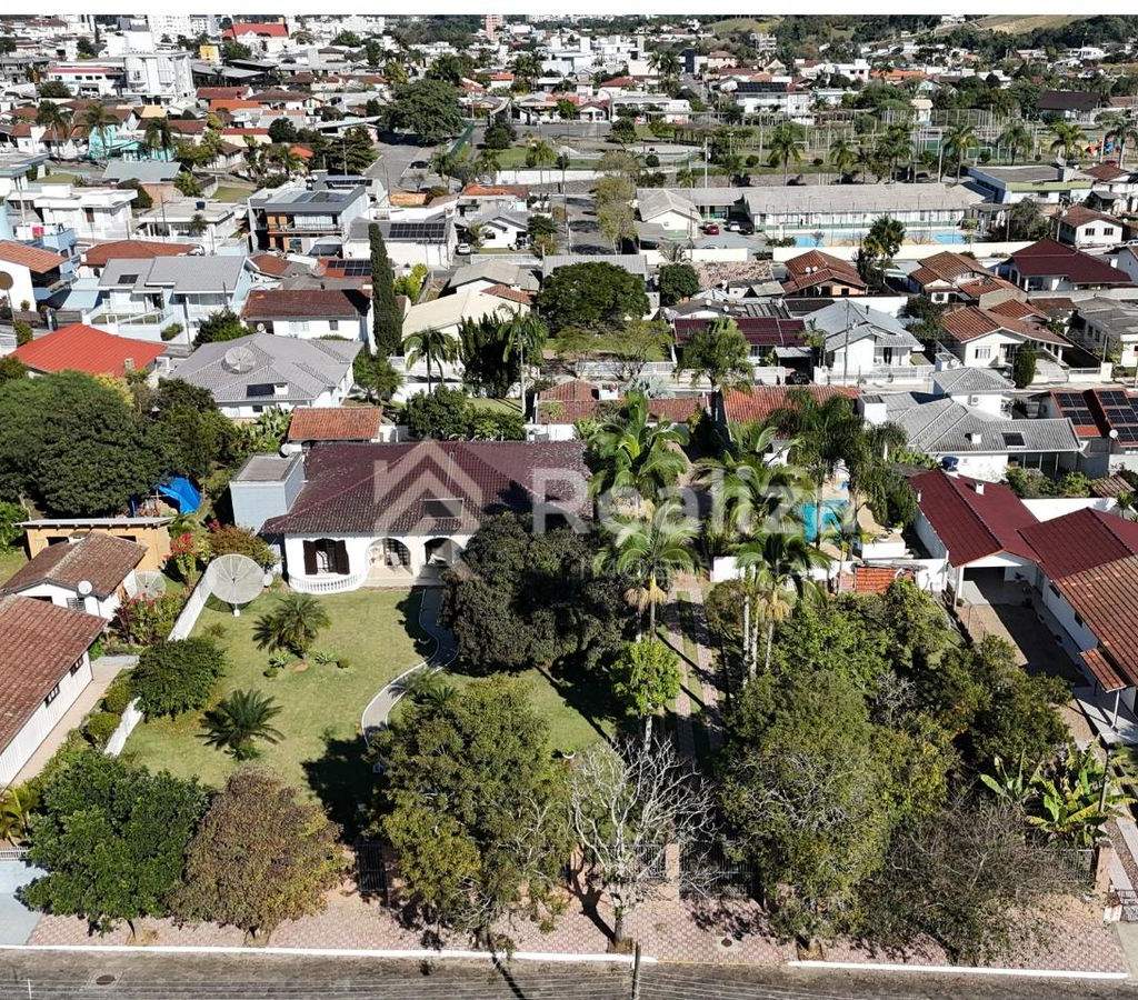 Casa à venda – Bairro Santo Antônio - 13