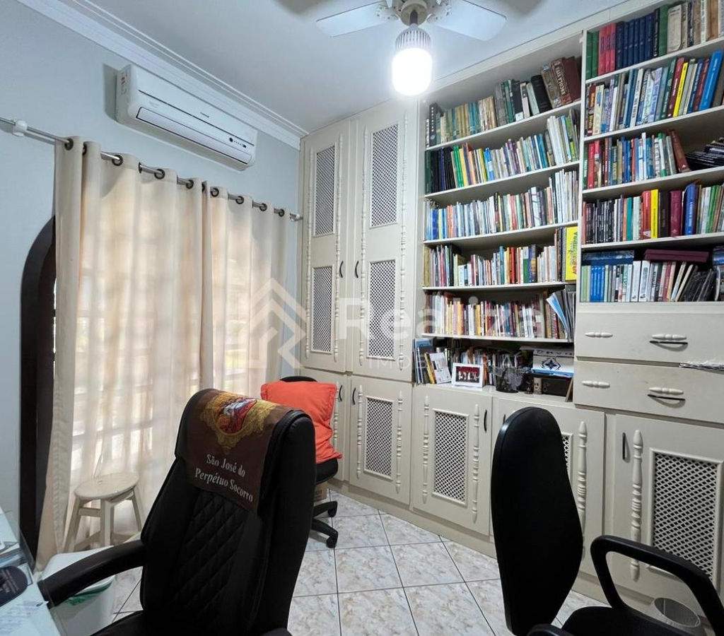 Casa à venda – Bairro Santo Antônio - 18