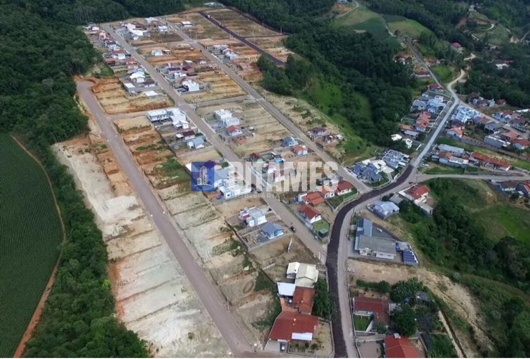 Terrenos no Loteamento Progresso no bairro Belo Horizonte - Agronômica