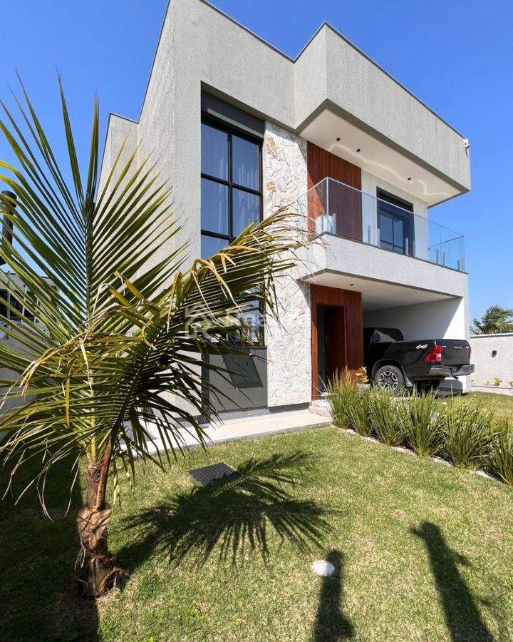 Oportunidade Única | Casa de Alto Padrão na Praia da Pinheira – Palhoça/SC - 1