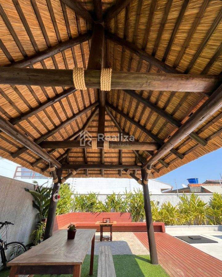 Oportunidade Única | Casa de Alto Padrão na Praia da Pinheira – Palhoça/SC - 4