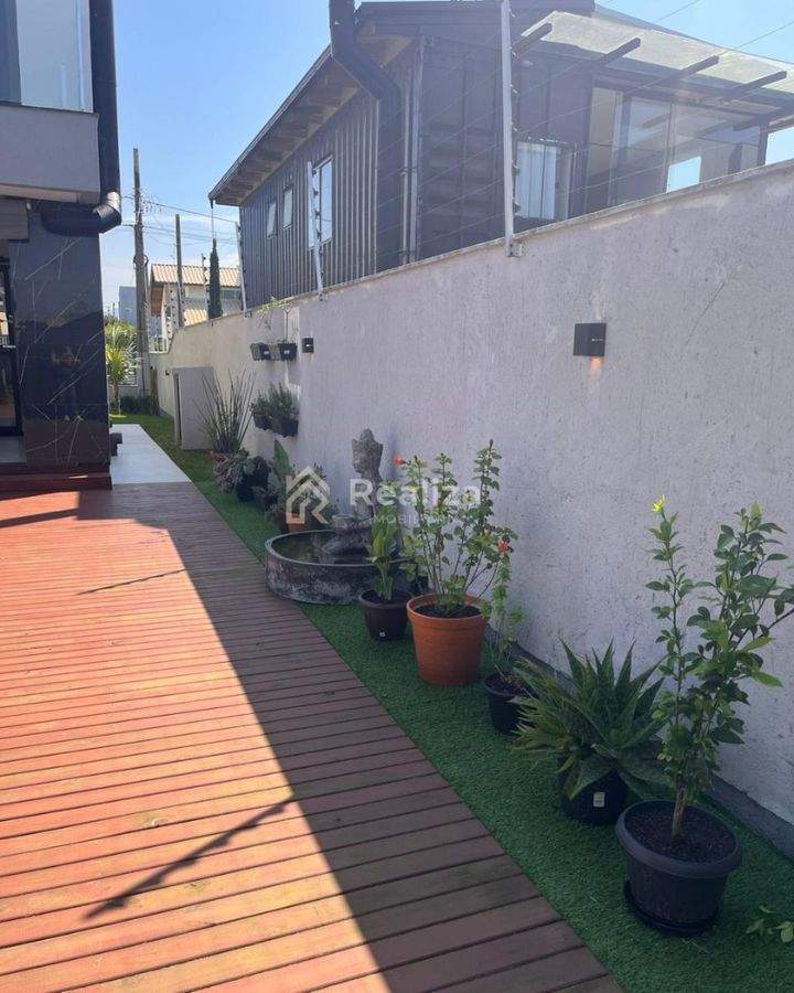 Oportunidade Única | Casa de Alto Padrão na Praia da Pinheira – Palhoça/SC - 13