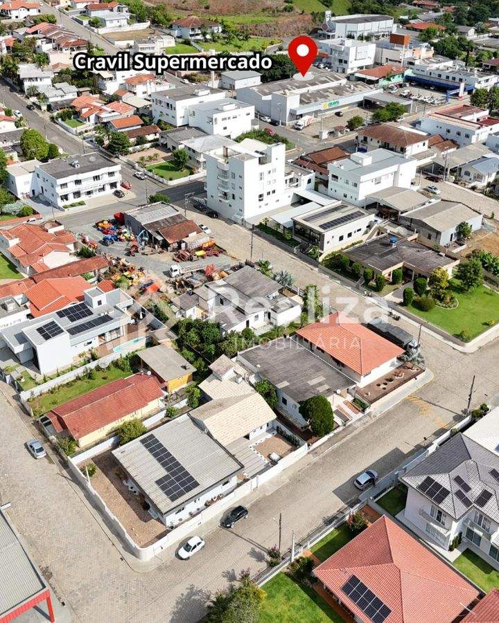 CASA À VENDA NO CENTRO DE PETROLÂNDIA-SC - 2