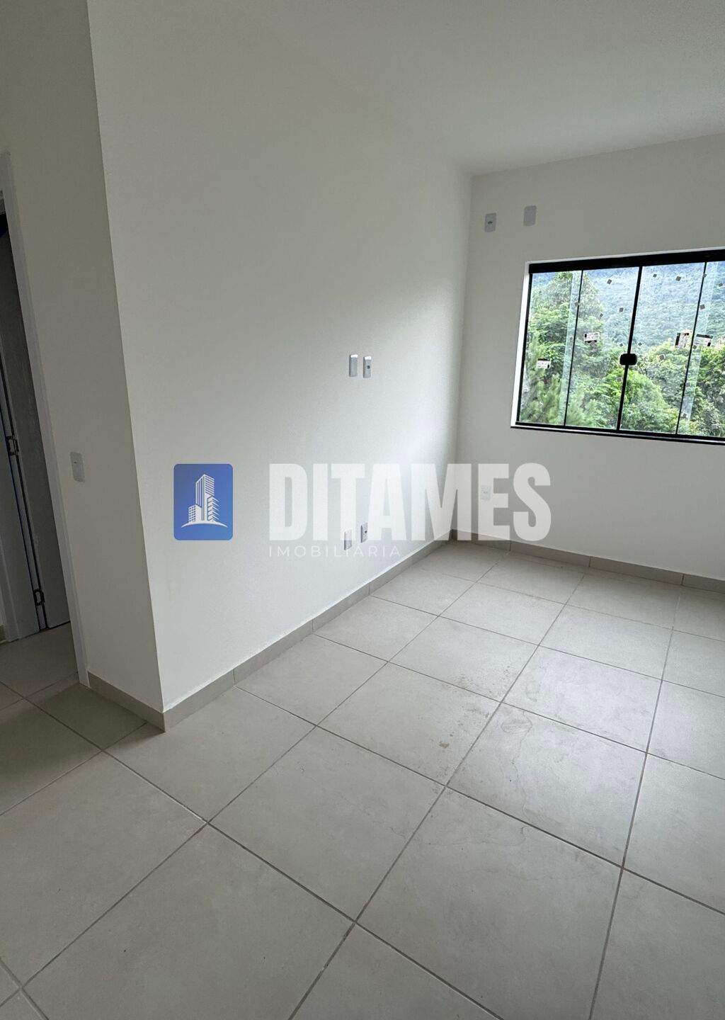 Sobrado Alto Padrão – LOTEAMENTO PARAÍSO VERDE - FUNDO CANOAS - 11