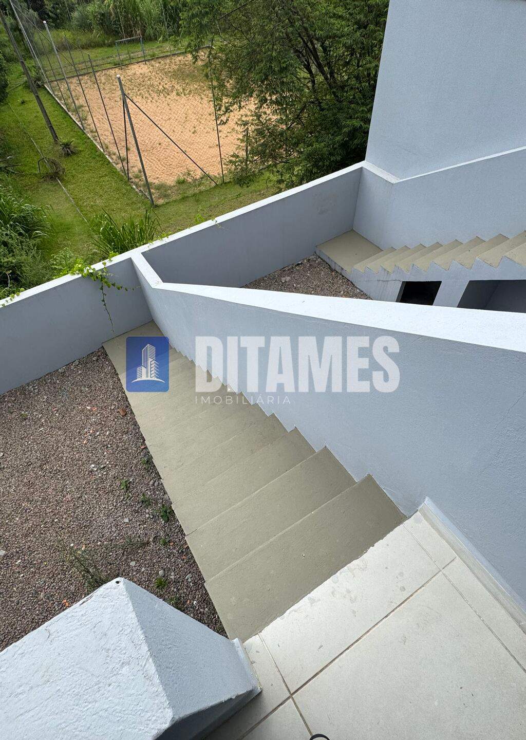 Sobrado Alto Padrão – LOTEAMENTO PARAÍSO VERDE - FUNDO CANOAS - 25