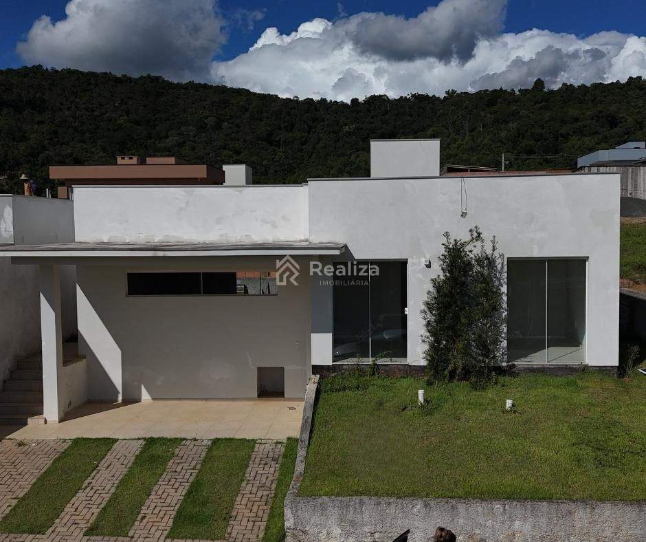 Casas à venda em Ituporanga! ✨ 📍 Localização: 13 de Maio – Gabiroba – Ituporanga - 5