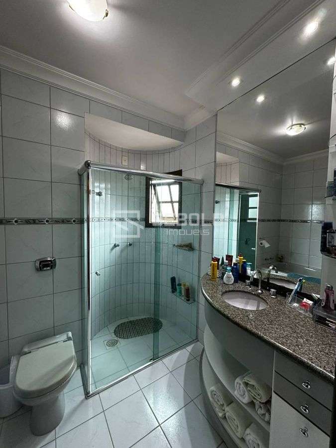 Casa de Alto Padrão no Bairro Eugênio Schneider - Rio do Sul - 17