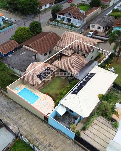 Casa de Alto Padrão no Bairro Eugênio Schneider - Rio do Sul - 3