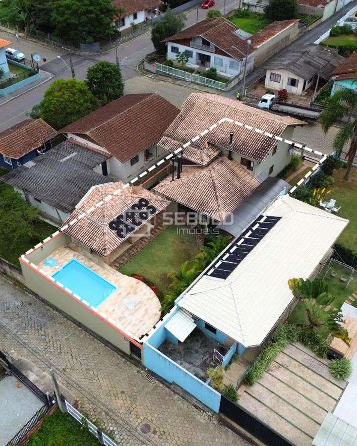 Casa de Alto Padrão no Bairro Eugênio Schneider - Rio do Sul - 3