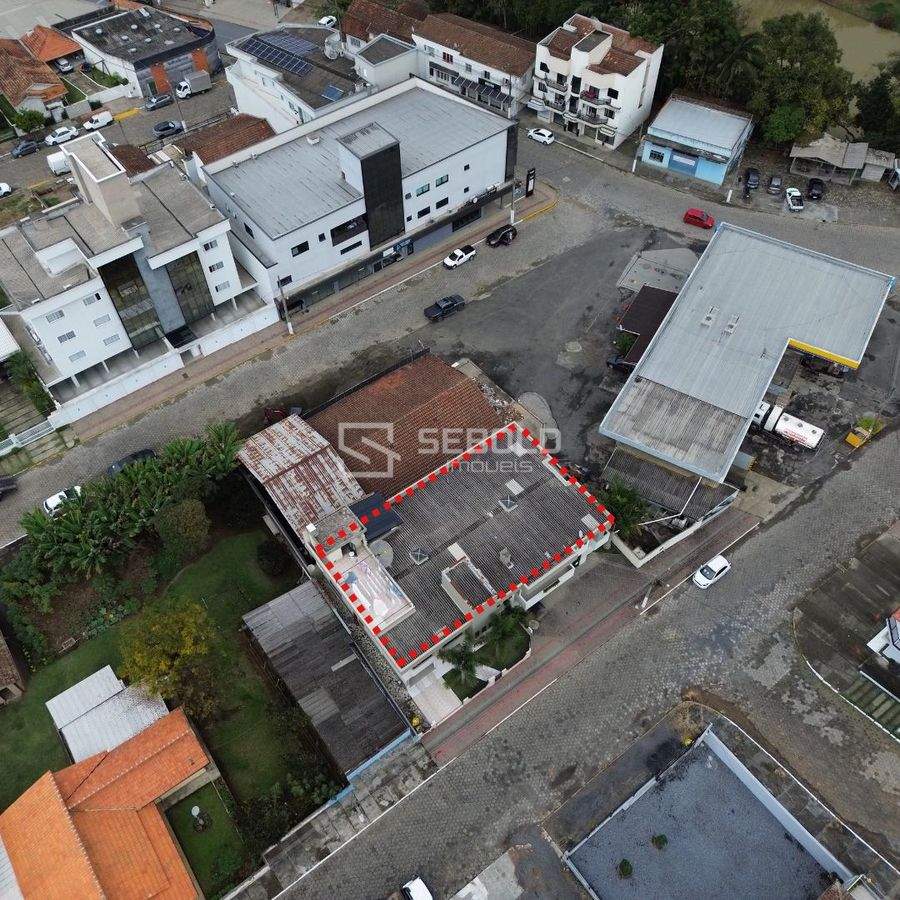 PRÉDIO NO CENTRO DE ITUPORANGA - 16