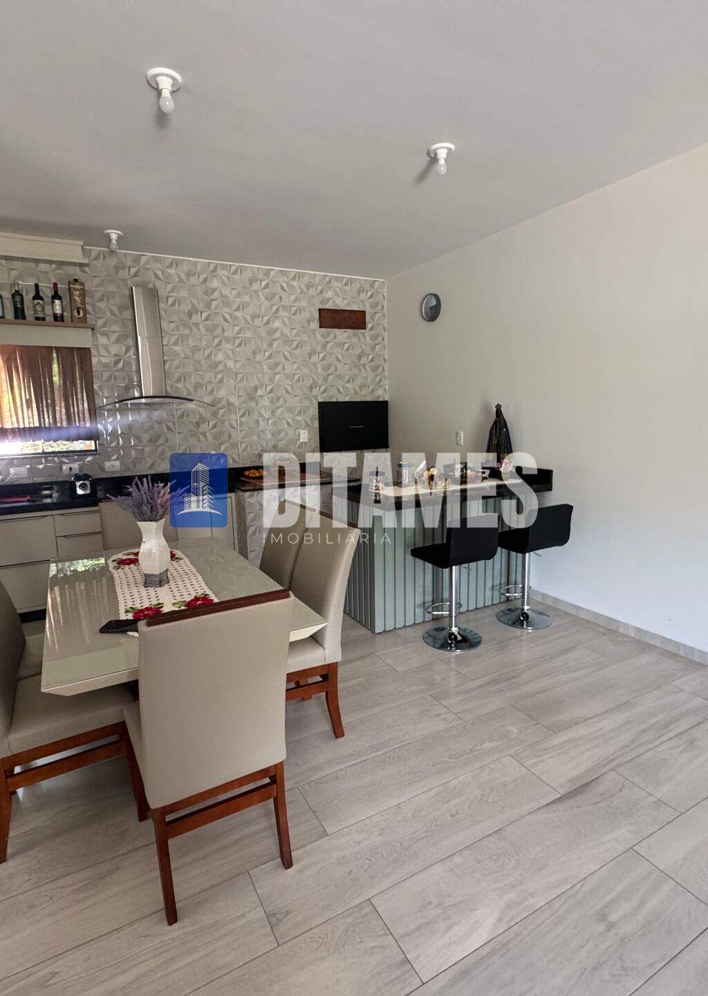 Casa Padrão com ampla área no Bairro Valada Itoupava - 10