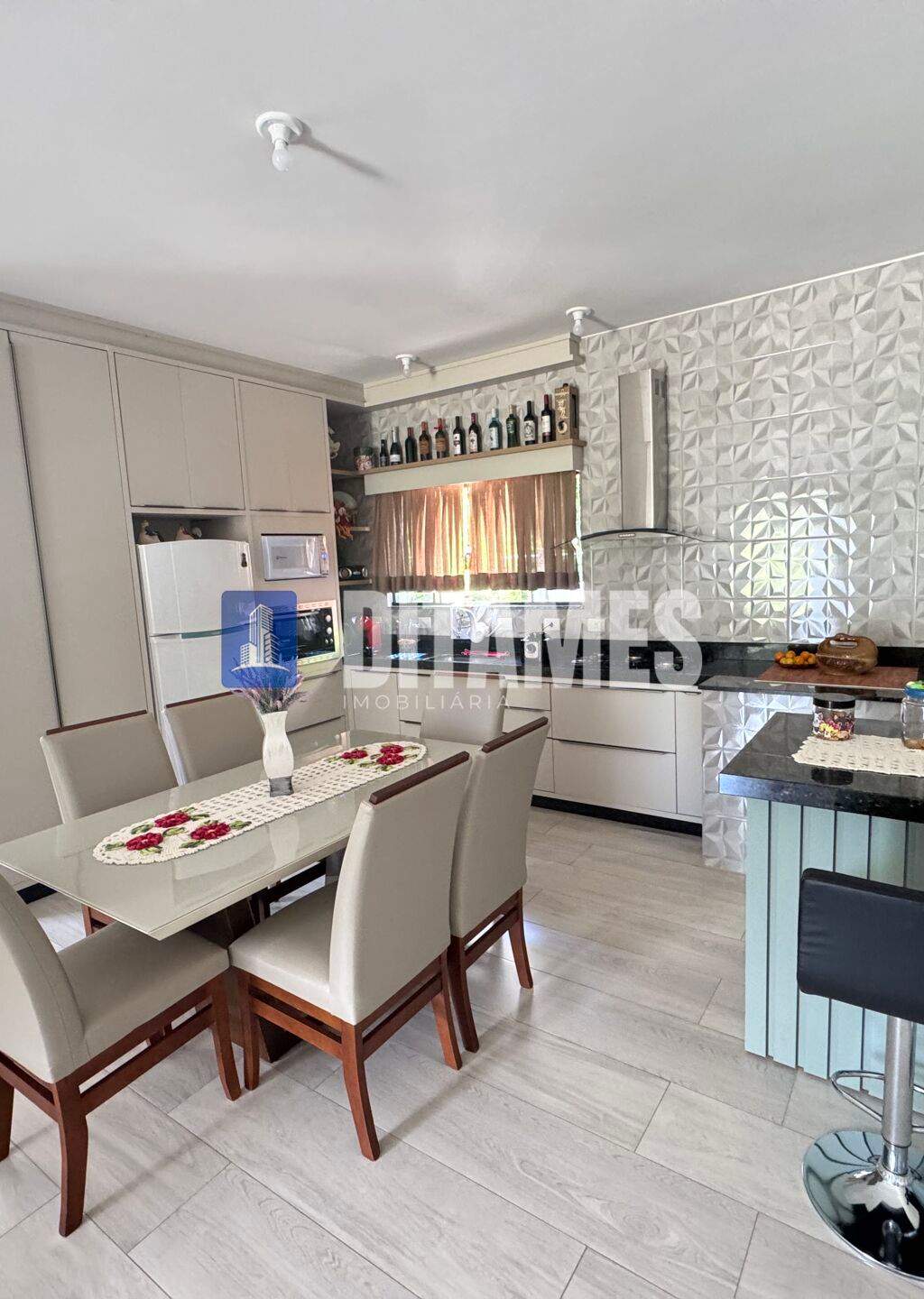 Casa Padrão com ampla área no Bairro Valada Itoupava - 11