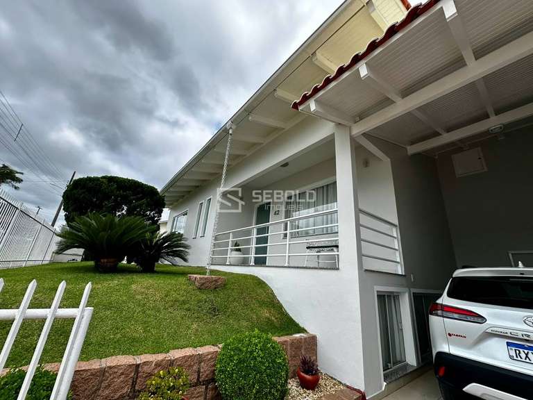 Linda Casa Mobiliada no Centro de Ituporanga - 6