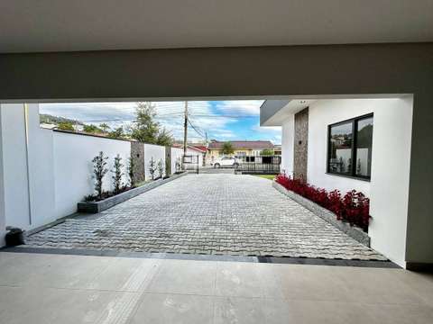 Casa de Alto Padrão no Bairro Jardim América - Ituporanga - 3