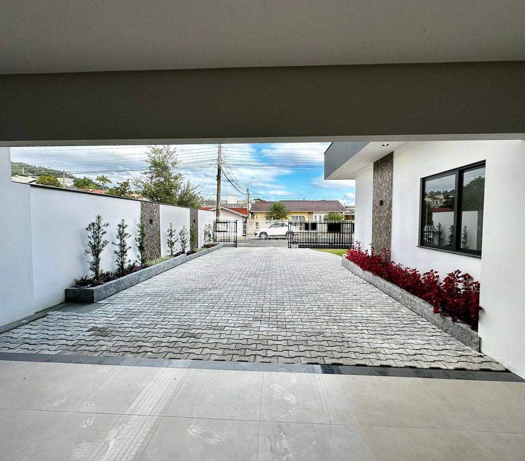 Casa de Alto Padrão no Bairro Jardim América - Ituporanga - 3