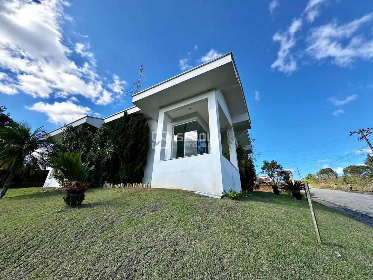 Casa no Centro de Petrolândia
