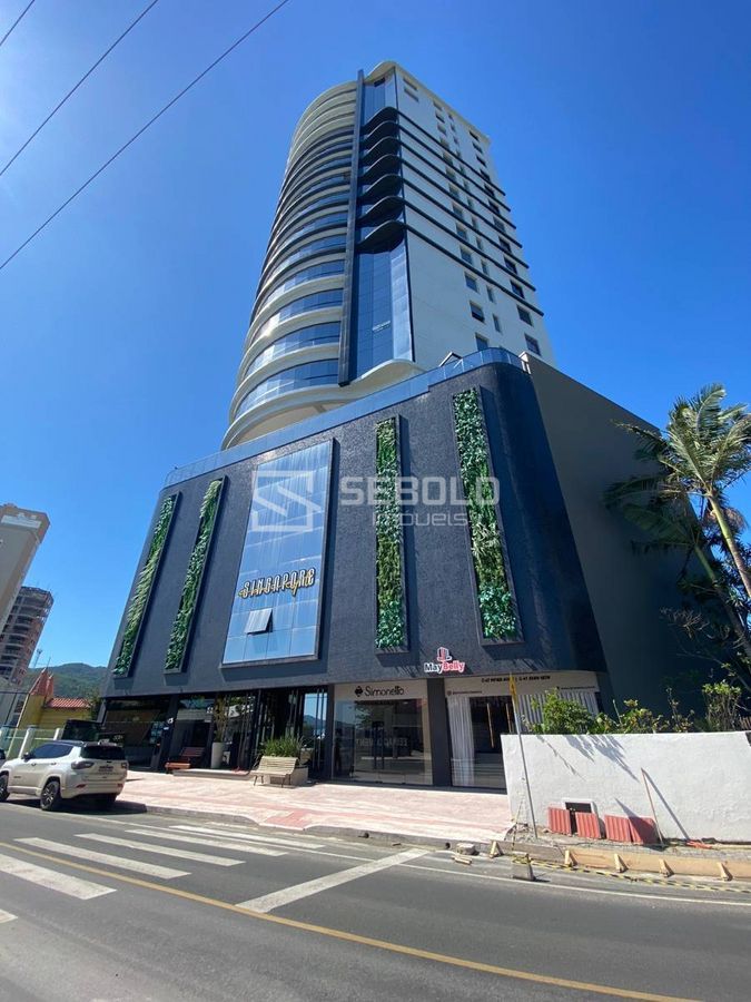Apartamento com 04 Suítes em Perequê - Porto Belo