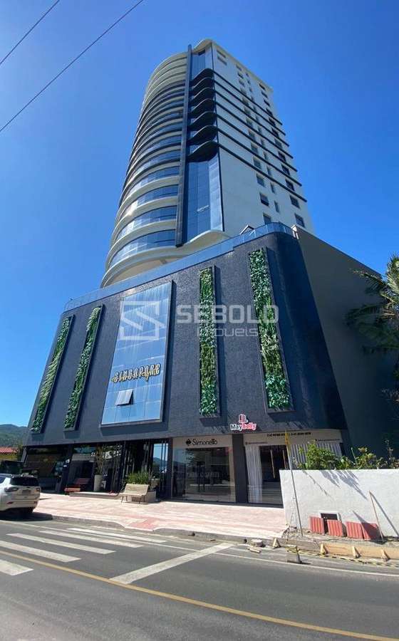 Apartamento com 04 Suítes em Perequê - Porto Belo