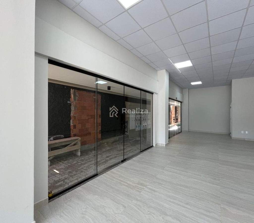 Salas comerciais para locação no centro de Ituporanga- Sala 02 - 4