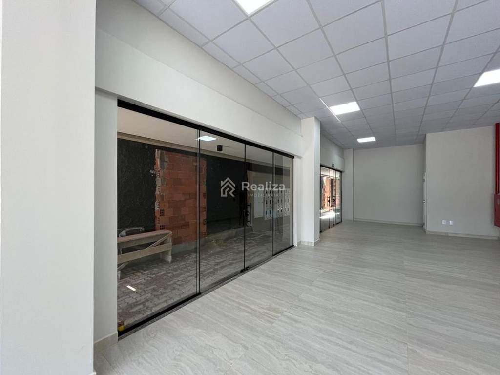 Salas comerciais para locação no centro de Ituporanga- Sala 02 - 4