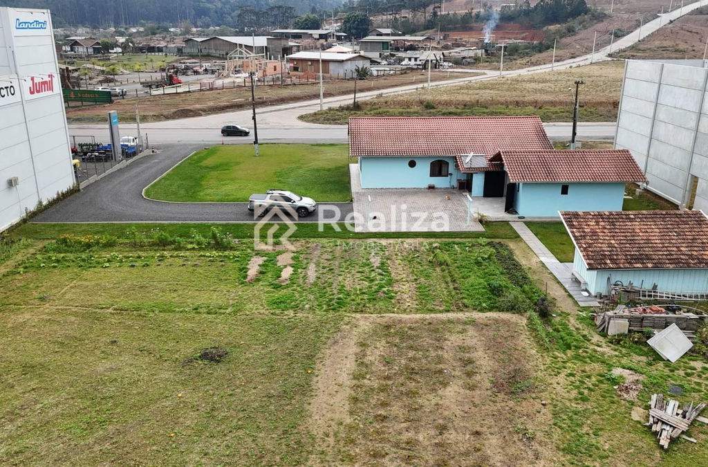 Amplo Terreno com Casa em Santa Tereza - 2